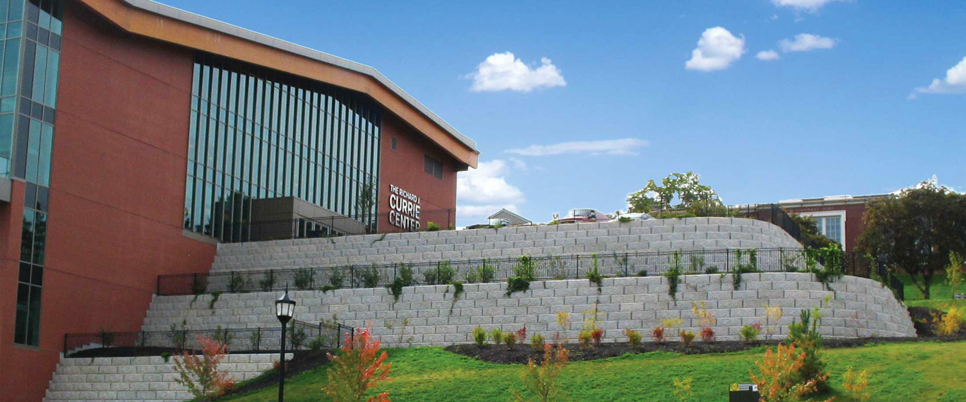 Limestone Commercial Tier Wall